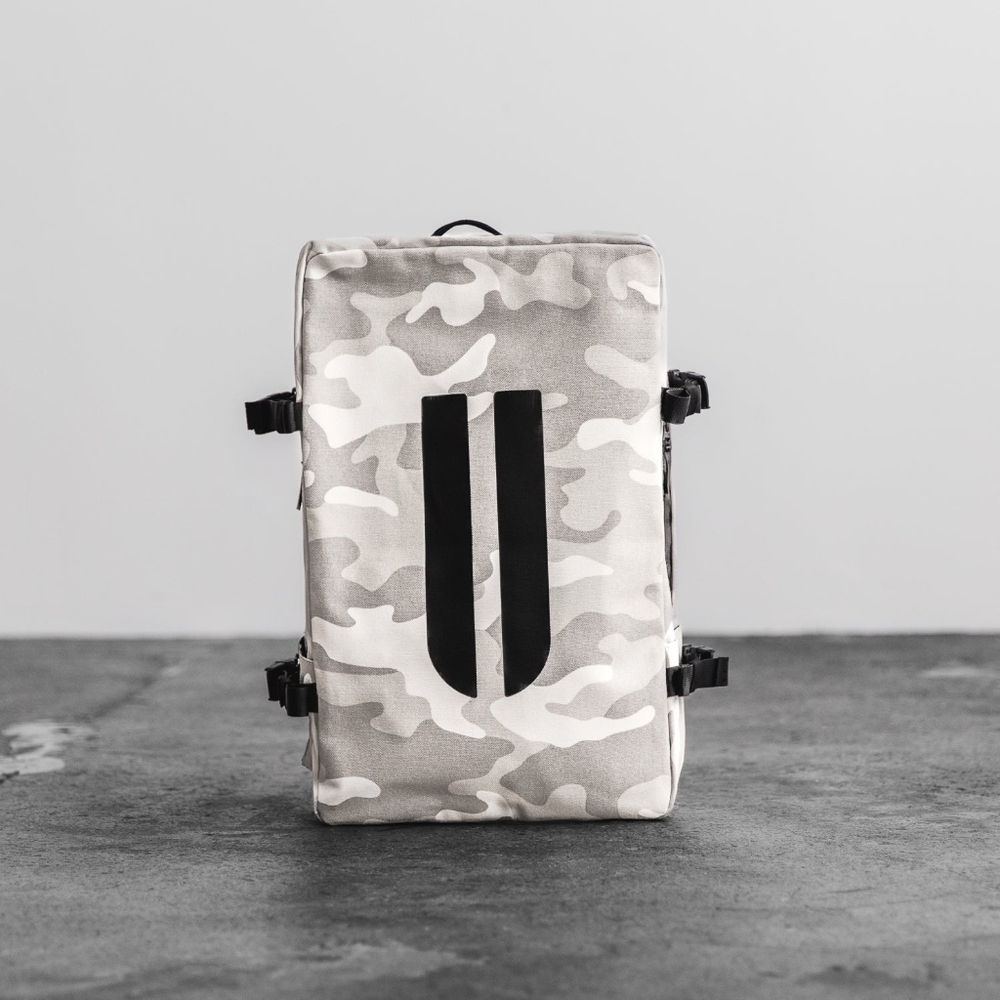 Horns Waxed Canvas Duffleback